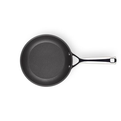 Tns シャロー フライパン Nc ル クルーゼ Le Creuset