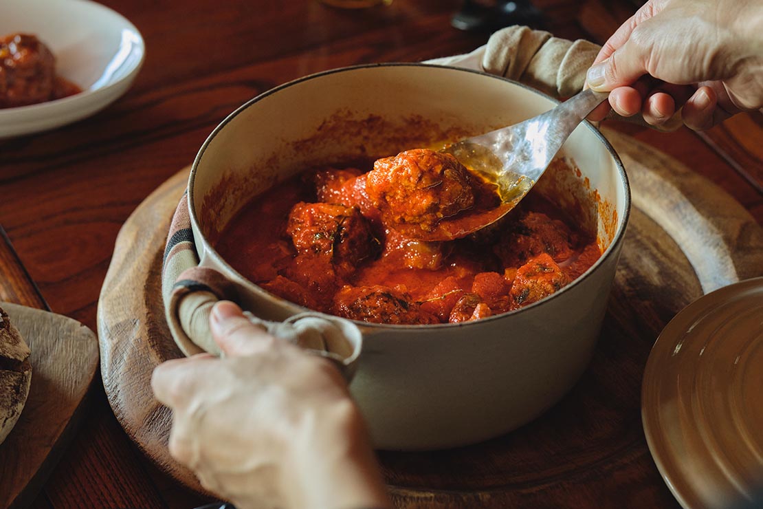 タイム香るミートボールのトマト煮込み