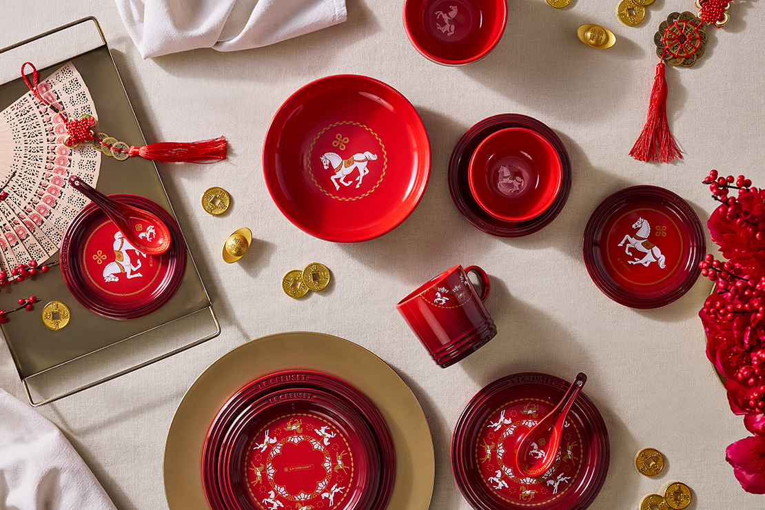 華やかなイラストをあしらったストーンウェア