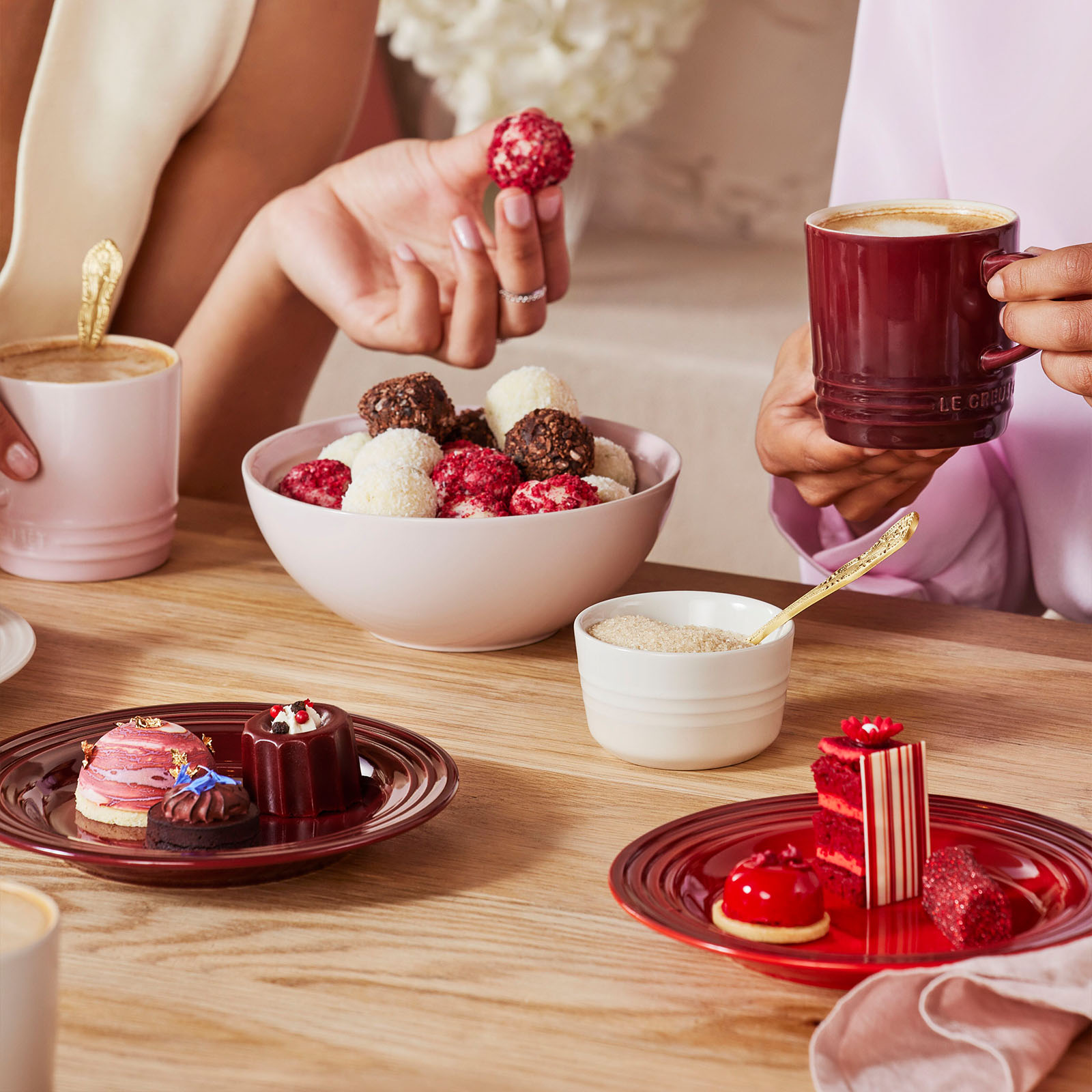 シリアルボール 16cm (4個入り) ローズコレクション | スペシャル