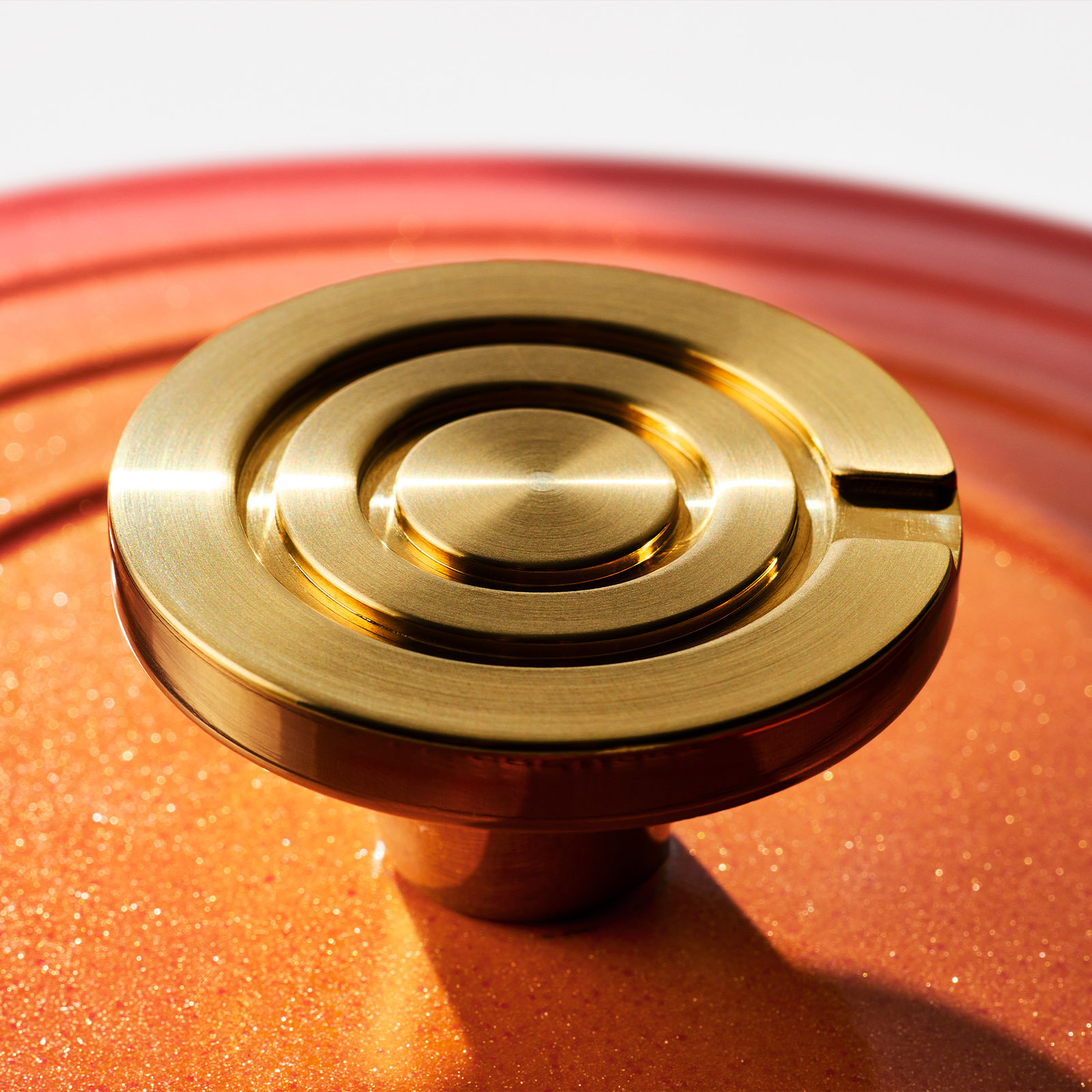 シグニチャー ココット・ロンド (クルーシブルライトゴールドツマミ) image number 5