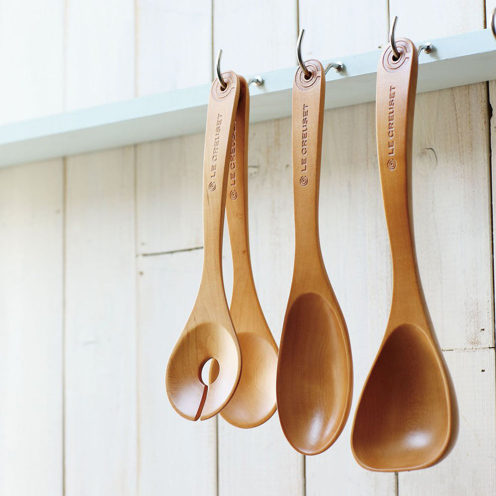 値下げ新品　ルクルーゼ　ル・クルーゼ　メープルウッド　トング　ターナー　スプーン メープルウッド・サービングスプーン | キッチンツール ｜ル