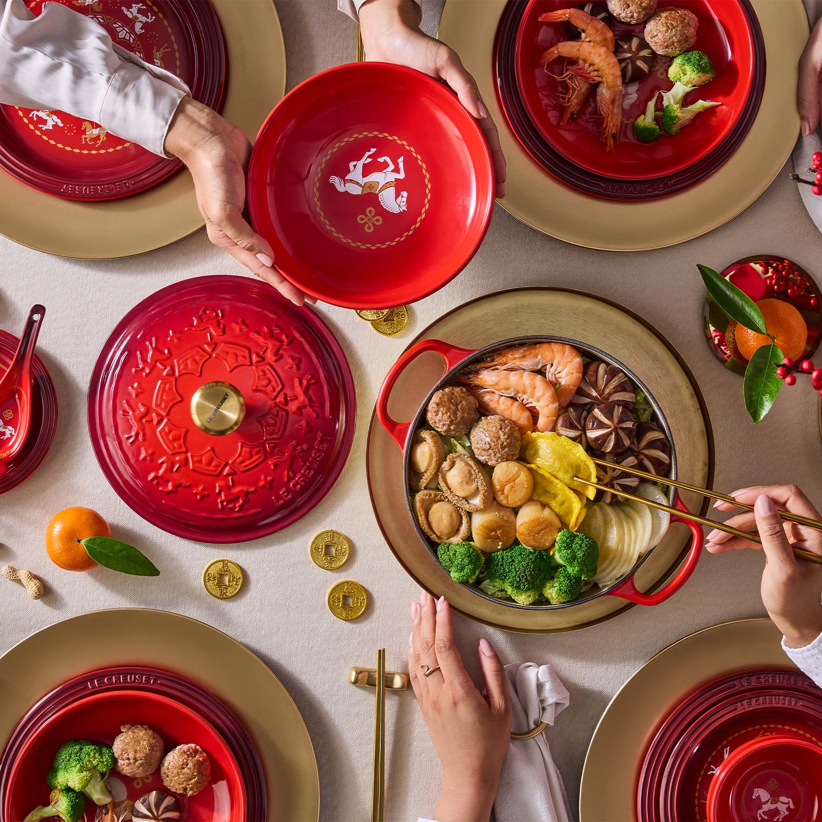 シグニチャー ココット・ロンド ホースレリーフ (ゴールドツマミ) image number 5