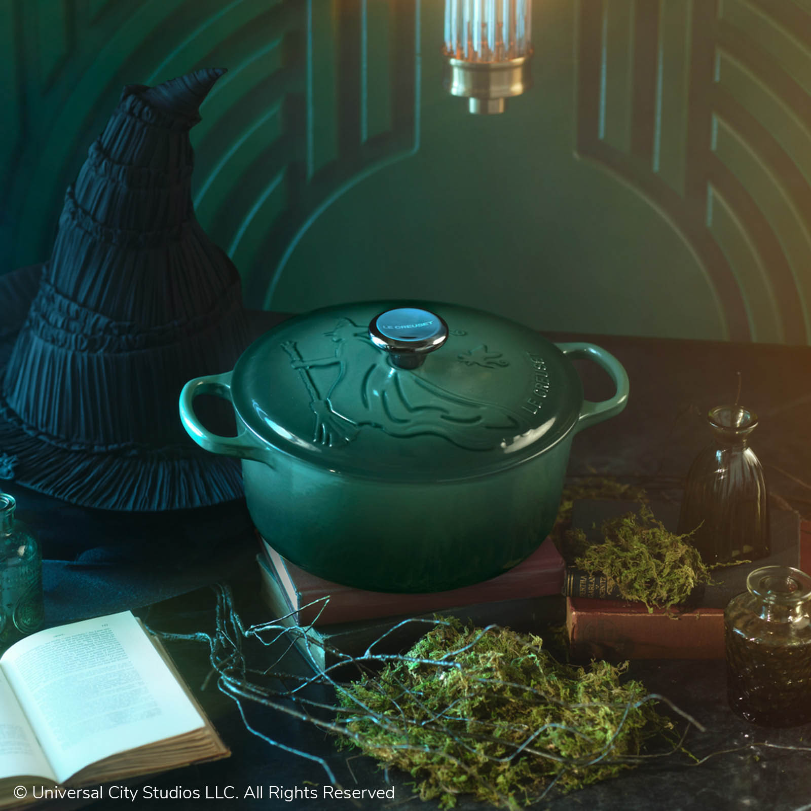 シグニチャー ココット・ロンド エルファバレリーフ (ブラックマットホーロー) image number 6