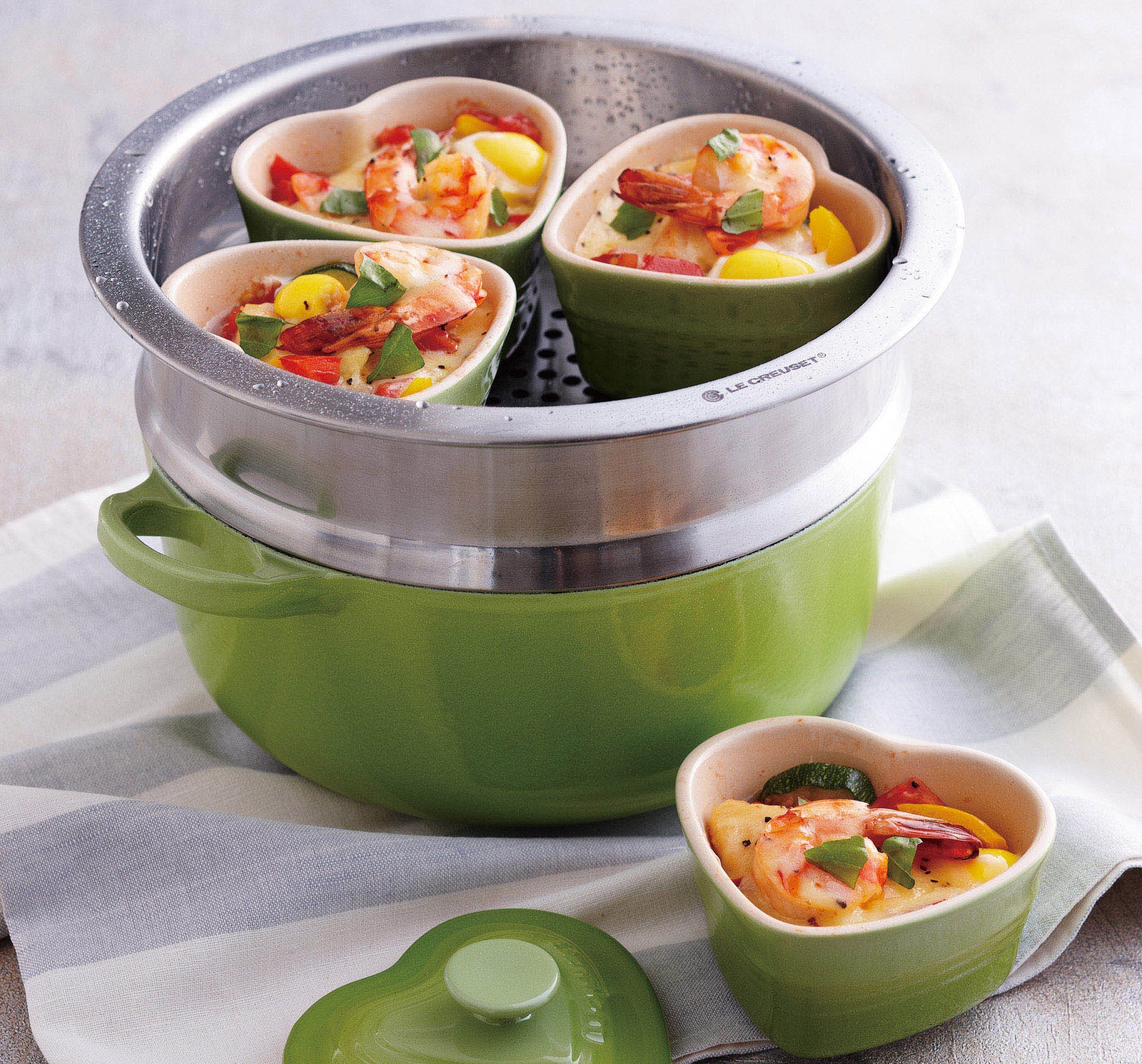 野菜と魚介の蒸しココット ル クルーゼ Le Creuset