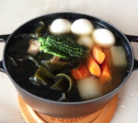 ソーキのチャンプルー鍋