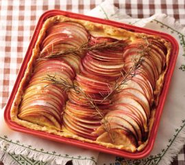 りんごのローズマリータルト