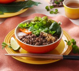 ベトナム風冷やし麺[ブンティットヌォン]