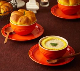 ハロウィンブレッドとコーンシチュー