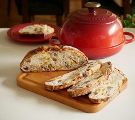 くるみとチェダーチーズの全粒粉パンの作り方